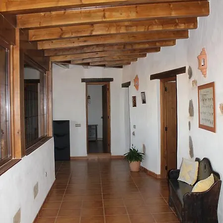 Los Lirios Villa *