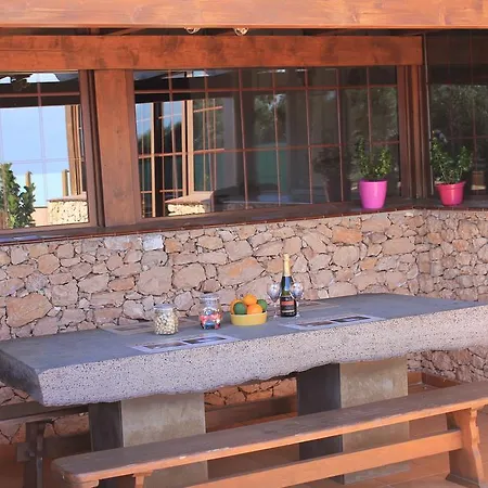 Los Lirios Villa Tetir